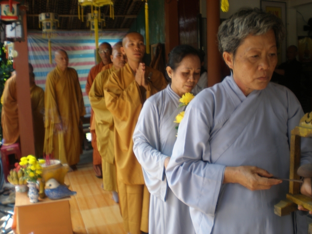 Đại lễ Vu Lan Báo Hiếu 2011 chùa Long Hòa - Tân Trụ