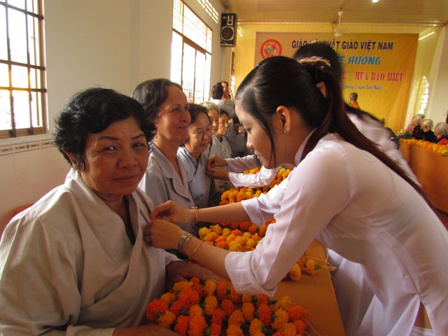 Đồng Tháp: Thiêng liêng và ý nghĩa lễ chúc thọ tập thể  tại chùa Quê Hương