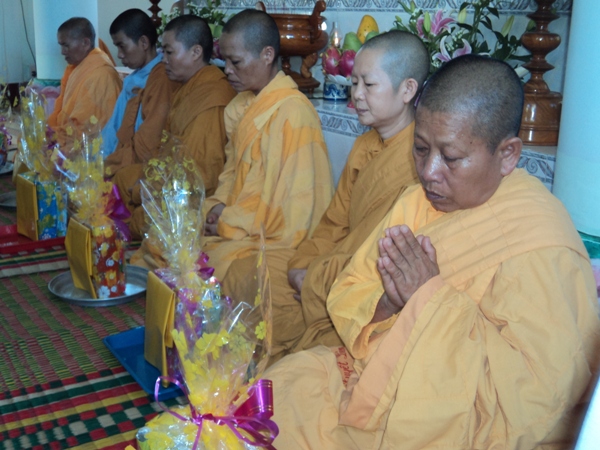 Khánh Hòa: Tịnh xá Ngọc Cát long trọng tổ chức lễ dâng Y Ca Sa