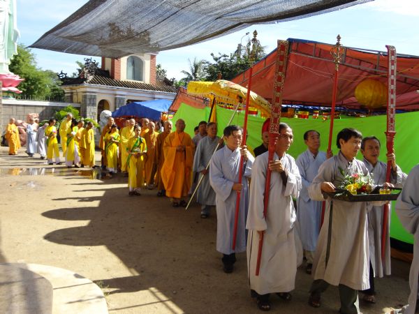 Bình Định: Chính Thức Khai Mạc Khóa Tu mùa Hè 2011