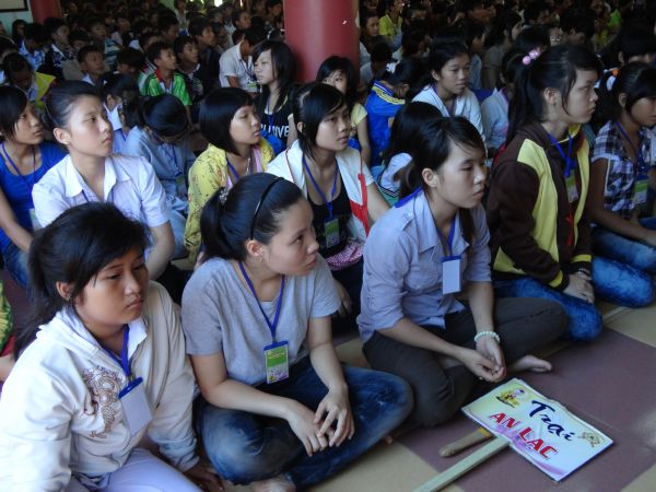 Pháp Thoại “Hạnh Phúc ở Đâu” Tại Khóa Tu Mùa Hè – Bình Định