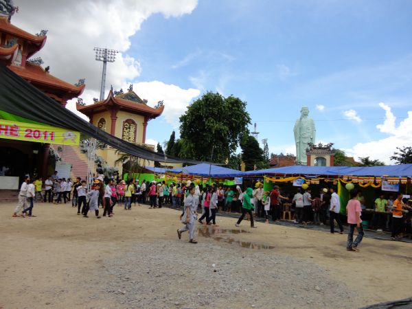 Háo Hức Ngày Hội Ẩm Thực Quê Em – Khóa Tu Mùa Hè Bình Định