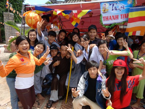 Háo Hức Ngày Hội Ẩm Thực Quê Em – Khóa Tu Mùa Hè Bình Định