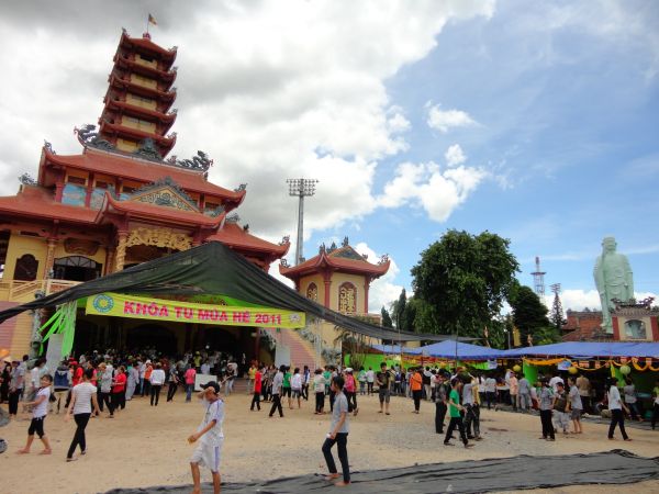 Háo Hức Ngày Hội Ẩm Thực Quê Em – Khóa Tu Mùa Hè Bình Định