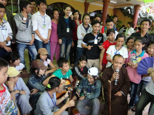 Háo Hức Ngày Hội Ẩm Thực Quê Em – Khóa Tu Mùa Hè Bình Định