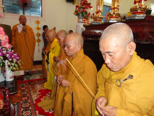 Hóc Môn: Đại lễ Vu lan cúng dường bá phạn bá tăng