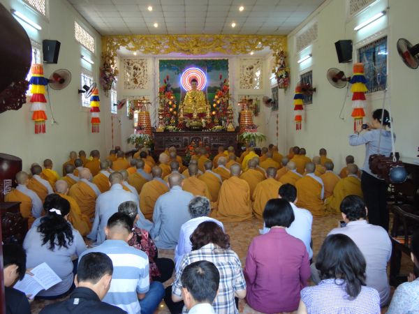 Hóc Môn: Đại lễ Vu lan cúng dường bá phạn bá tăng