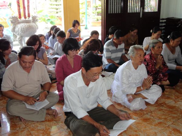 Hóc Môn: Đại lễ Vu lan cúng dường bá phạn bá tăng