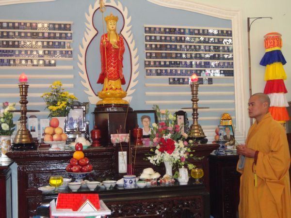 Hóc Môn: Đại lễ Vu lan cúng dường bá phạn bá tăng