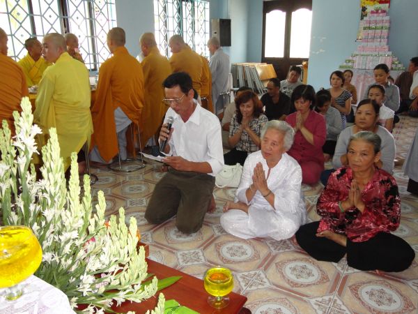 Hóc Môn: Đại lễ Vu lan cúng dường bá phạn bá tăng