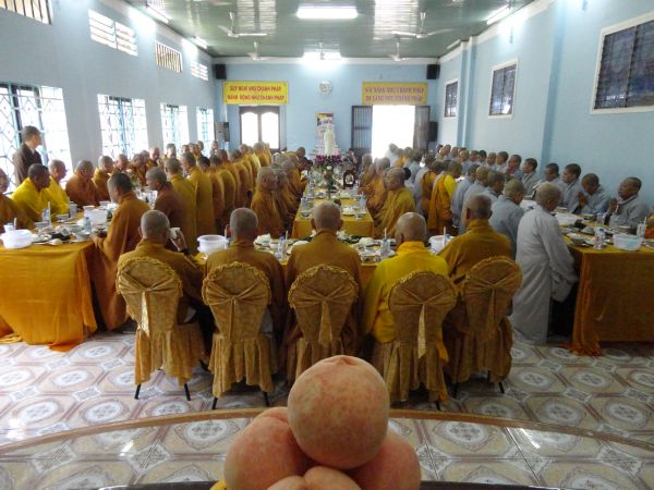 Hóc Môn: Đại lễ Vu lan cúng dường bá phạn bá tăng
