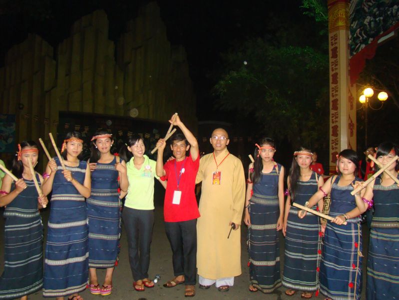 Hội trại Tuổi trẻ &amp; Cuộc sống lần IV: sôi nổi đêm tổng kết văn nghệ