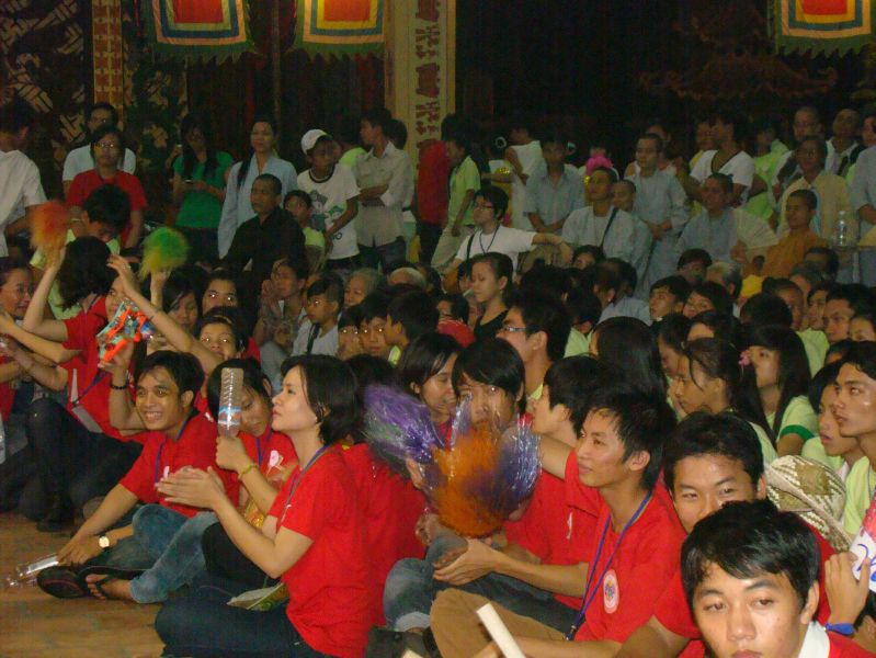 Hội trại Tuổi trẻ &amp; Cuộc sống lần IV: sôi nổi đêm tổng kết văn nghệ