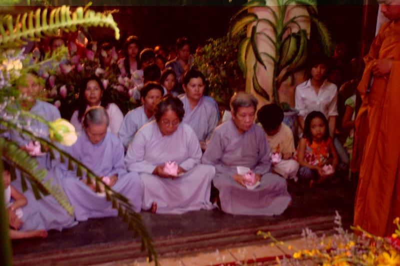 Bình Thuận: Lễ Tắm Phật được cử hành nghiêm trang tại Chùa Long Sơn – Phan Thiết