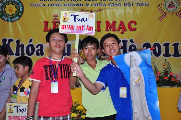 Tưng Bừng Đêm Cống Hiến Văn Nghệ Và Duyên Dáng Áo Lam Tại Khóa Tu Mùa Hè – Bình Định