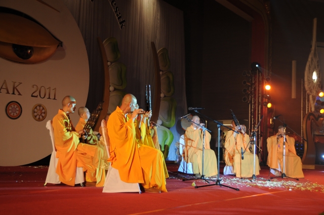 Chùm ảnh: Biểu diễn nghệ thuật chào mừng Đại lễ Vesak tại Thái Lan