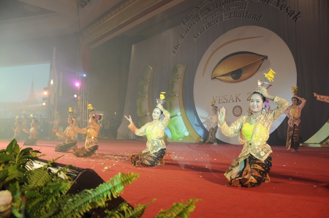 Chùm ảnh: Biểu diễn nghệ thuật chào mừng Đại lễ Vesak tại Thái Lan