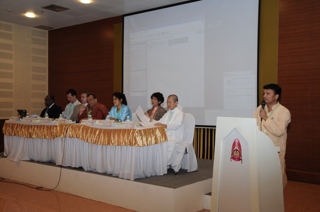 Chùm ảnh: Các hoạt động của Đại lễ Vesak tại Thái Lan ngày 13-05-2011