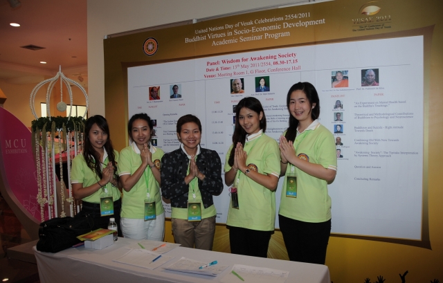 Chùm ảnh: Các hoạt động của Đại lễ Vesak tại Thái Lan ngày 13-05-2011