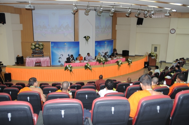 Chùm ảnh: Các hoạt động của Đại lễ Vesak tại Thái Lan ngày 13-05-2011