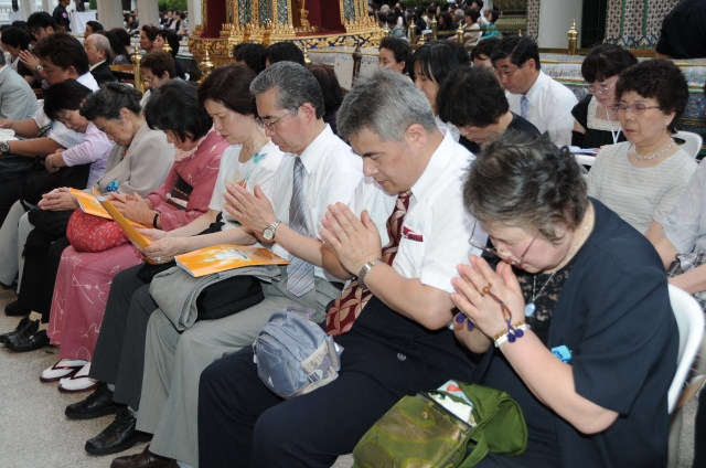 Chùm ảnh: Các hoạt động của Đại lễ Vesak tại Thái Lan ngày 13-05-2011
