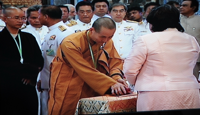 Chùm ảnh: Các hoạt động của Đại lễ Vesak tại Thái Lan ngày 13-05-2011