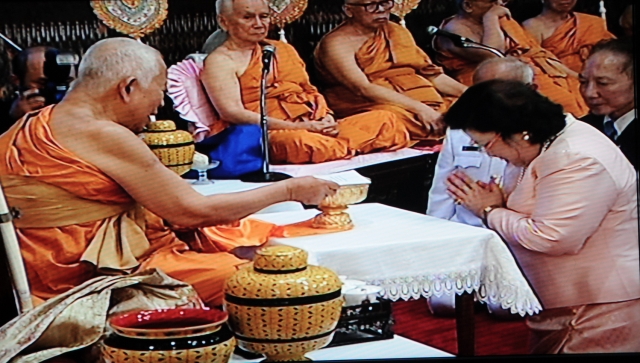 Chùm ảnh: Các hoạt động của Đại lễ Vesak tại Thái Lan ngày 13-05-2011