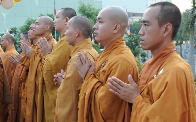 Chùm ảnh: TP. HCM tổ chức lễ tưởng niệm Bồ tát Thích Quảng Đức vị pháp thiêu thân nhân mùa Phật đản 2555