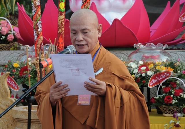 Chùm ảnh: TP. HCM tổ chức lễ tưởng niệm Bồ tát Thích Quảng Đức vị pháp thiêu thân nhân mùa Phật đản 2555