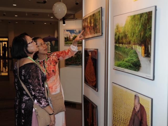 Chùm ảnh: Khai mạc đại lễ Phật đản Liên Hiệp Quốc lần thứ 8 tại Thái Lan