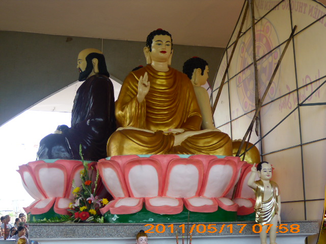 Chùm ảnh: Đại lễ Phật đản 2011 - PL. 2555 tại tỉnh Vĩnh Long