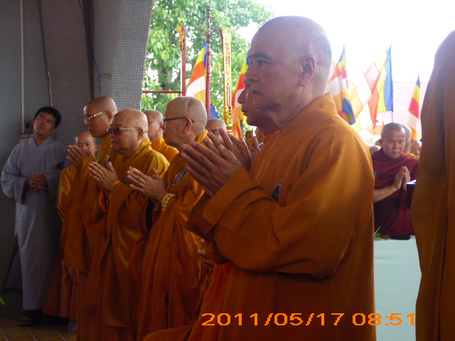 Chùm ảnh: Đại lễ Phật đản 2011 - PL. 2555 tại tỉnh Vĩnh Long