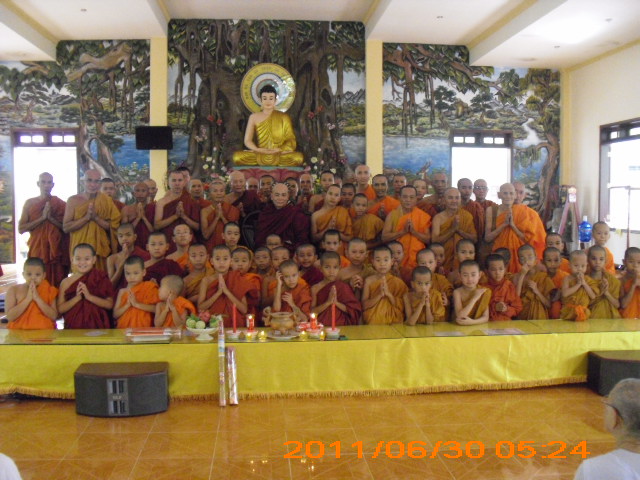 Phóng sự ảnh: Khóa tu xuất gia gieo duyên lần thứ 3 - 2011 tại thiền viện Phước Sơn - Đồng Nai