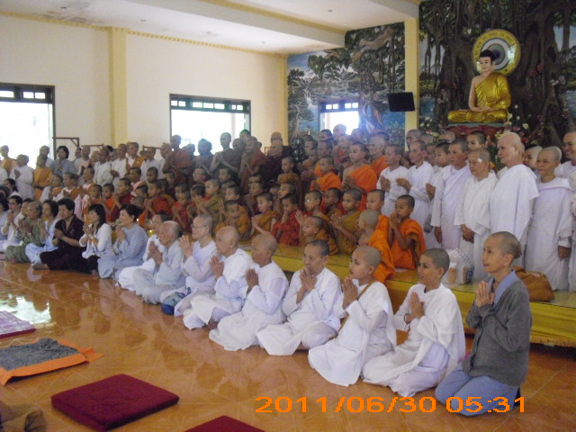 Phóng sự ảnh: Khóa tu xuất gia gieo duyên lần thứ 3 - 2011 tại thiền viện Phước Sơn - Đồng Nai