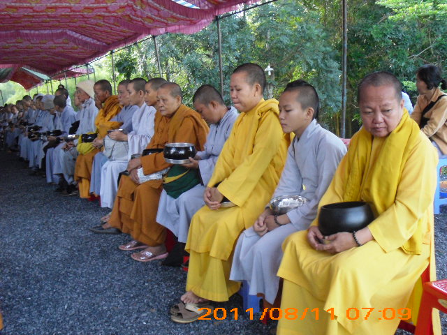 Ký sự nhanh: Đại lễ Vu Lan và trao tặng kỷ lục tại thiền viện Phước Sơn - Đồng Nai