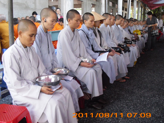 Ký sự nhanh: Đại lễ Vu Lan và trao tặng kỷ lục tại thiền viện Phước Sơn - Đồng Nai