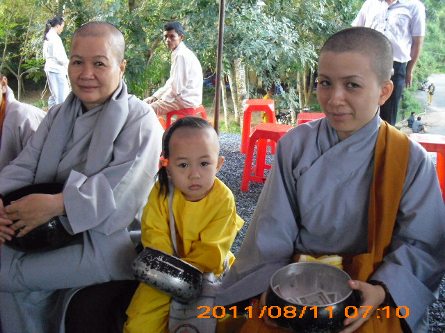 Ký sự nhanh: Đại lễ Vu Lan và trao tặng kỷ lục tại thiền viện Phước Sơn - Đồng Nai