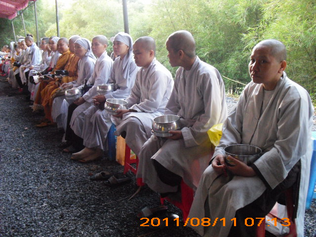 Ký sự nhanh: Đại lễ Vu Lan và trao tặng kỷ lục tại thiền viện Phước Sơn - Đồng Nai