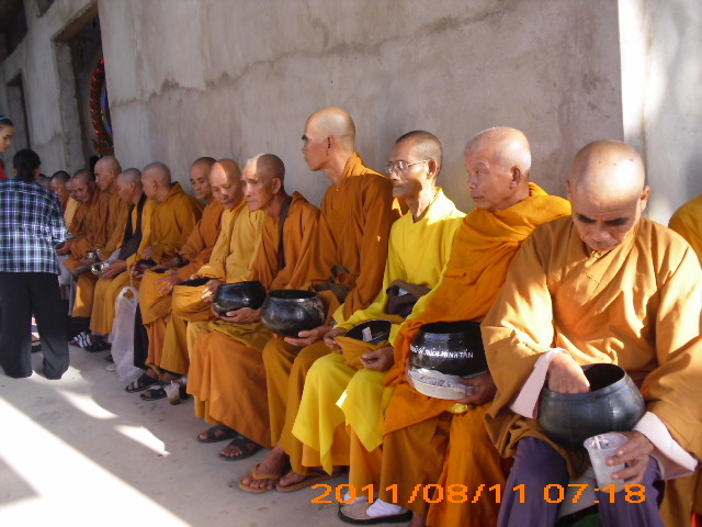Ký sự nhanh: Đại lễ Vu Lan và trao tặng kỷ lục tại thiền viện Phước Sơn - Đồng Nai