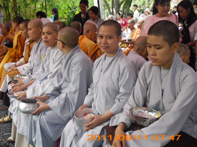 Ký sự nhanh: Đại lễ Vu Lan và trao tặng kỷ lục tại thiền viện Phước Sơn - Đồng Nai