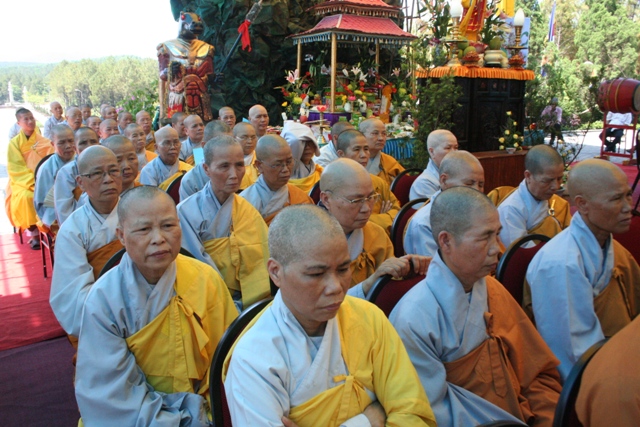 Huế: Trung ương Giáo hội tưởng niệm và cầu siêu anh linh liệt sĩ tại Thiền viện Hương Vân