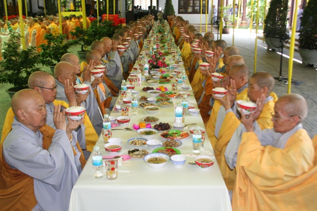 Huế: Trung ương Giáo hội tưởng niệm và cầu siêu anh linh liệt sĩ tại Thiền viện Hương Vân