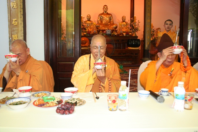 Huế: Trung ương Giáo hội tưởng niệm và cầu siêu anh linh liệt sĩ tại Thiền viện Hương Vân