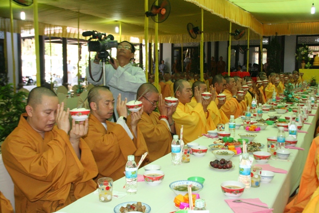 Huế: Trung ương Giáo hội tưởng niệm và cầu siêu anh linh liệt sĩ tại Thiền viện Hương Vân