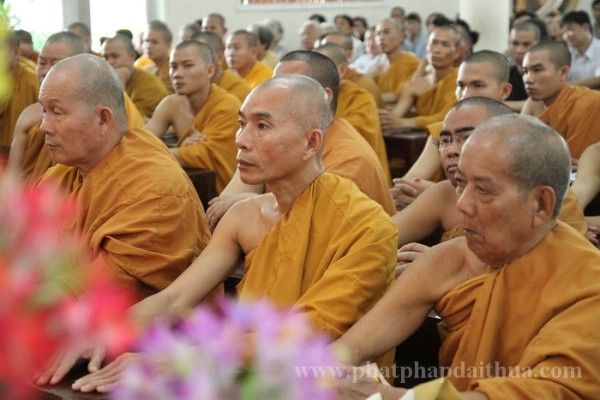 TP.HCM: HT. Pháp sư Thích Từ Thông viếng thăm Trường hạ tịnh xá Trung Tâm