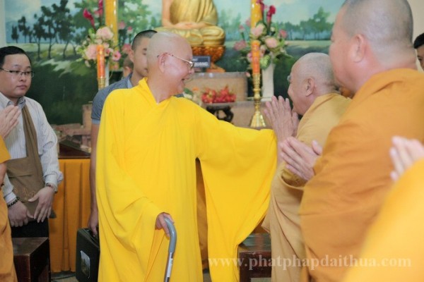 TP.HCM: HT. Pháp sư Thích Từ Thông viếng thăm Trường hạ tịnh xá Trung Tâm