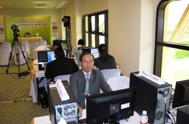 Chùm ảnh: Các hoạt động của Đại lễ Vesak tại Thái Lan ngày 13-05-2011