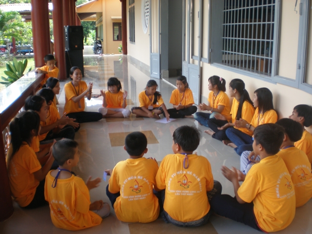 Chùm ảnh khóa tu mùa hè 2011 tại chùa Vĩnh Hưng - Long An