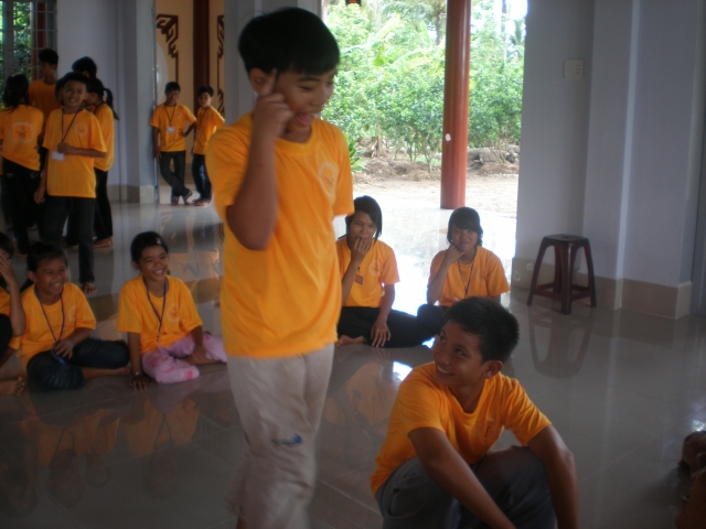 Chùm ảnh khóa tu mùa hè 2011 tại chùa Vĩnh Hưng - Long An
