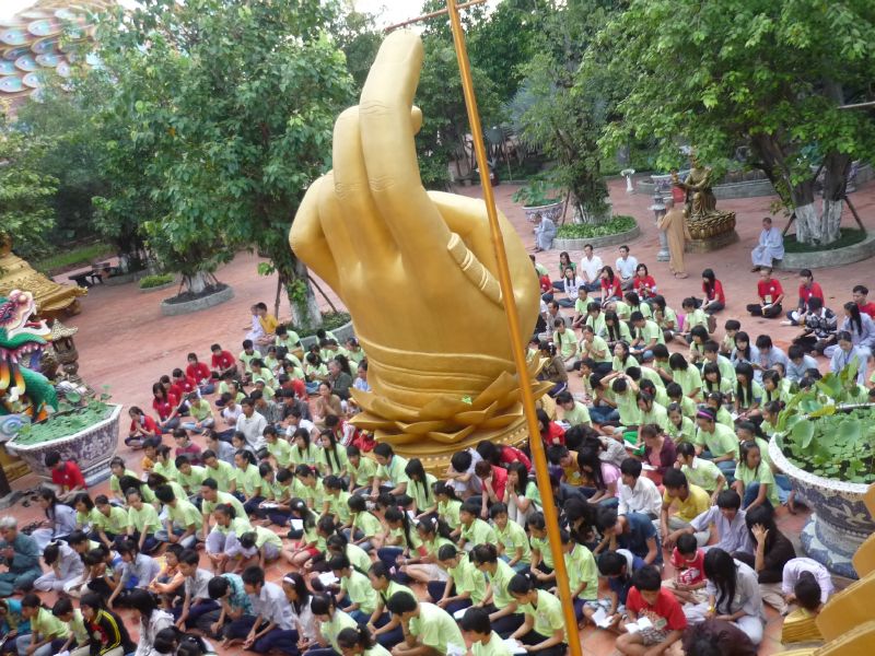 Chùm ảnh: buổi sáng tại Hội trại Tuổi trẻ &amp; Cuộc sống lần IV